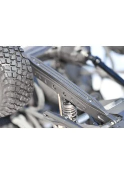 RPM 81362 - Trailing Arm Skid Plates UDR - Black -hu bhobby shop rpm 81362 trailing arm skid plates udr black 2